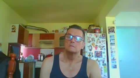Snapshot of ulmeni4 chatting on 04.27.26 ulmeni4 online show from 04.27.26