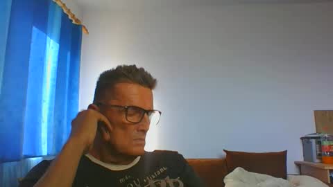Snapshot of ulmeni4 chatting on 05.28.26 ulmeni4 online show from 05.28.26
