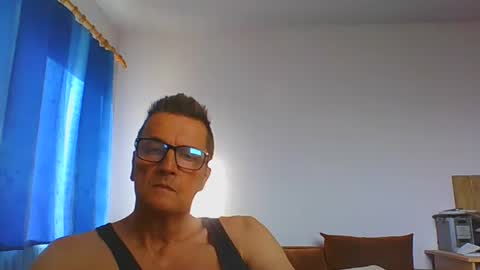Snapshot of ulmeni4 chatting on 05.30.26 ulmeni4 online show from 05.30.26