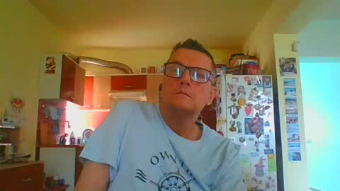 Snapshot of ulmeni4 chatting on 06.23.26 ulmeni4 online show from 06.23.26
