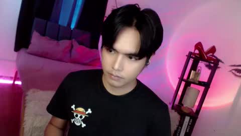 Snapshot of ultimatesexytrans chatting on 10.17.25 Alex online show from 10.17.25