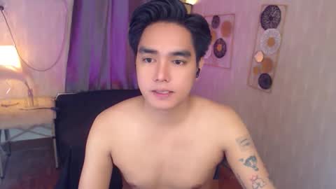 Snapshot of ultimatesexytrans chatting on 12.02.25 Alex online show from 12.02.25