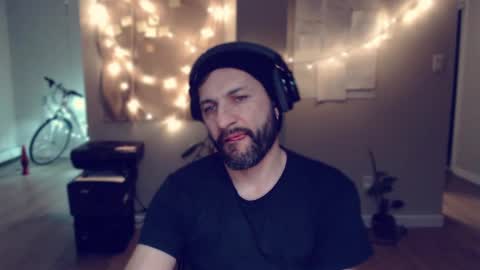 ultratoaster online show from 12.10.24