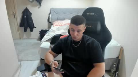 Snapshot of ulxer chatting on 09.20.25 hi im mike tyson - online show from 09.20.25