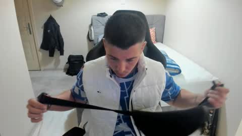 Snapshot of ulxer chatting on 09.28.25 hi im mike tyson - online show from 09.28.25