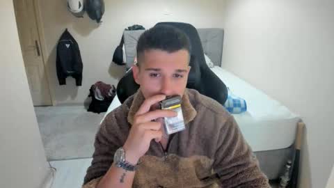 Snapshot of ulxer chatting on 10.01.25 hi im mike tyson - online show from 10.01.25
