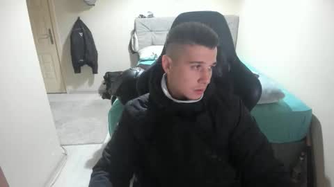 Snapshot of ulxer chatting on 10.18.25 hi im mike tyson - online show from 10.18.25