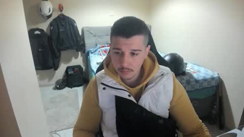 Snapshot of ulxer chatting on 05.06.26 hi im mike tyson - online show from 05.06.26