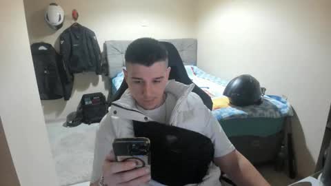 Snapshot of ulxer chatting on 05.10.26 hi im mike tyson - online show from 05.10.26