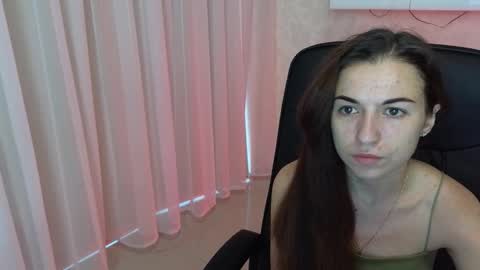 Snapshot of ulyanix chatting on 09.19.25 Ulyana online show from 09.19.25