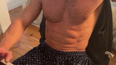 Um CM online show from 03.20.26