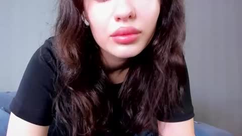 Snapshot of umi_bae chatting on 07.29.26 Amy online show from 07.29.26