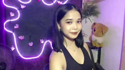 Snapshot of umi_pinay69xx chatting on 10.08.25 umi online show from 10.08.25