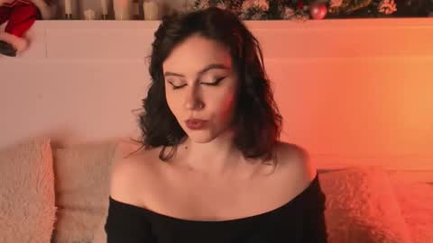 Una  online show from 01.08.26