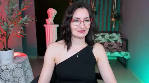 UnaTera online show from 11.28.25