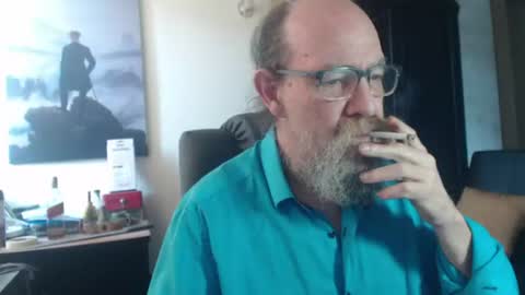 Snapshot of uncle_hottiecb chatting on 07.08.26 Uncle Hottie online show from 07.08.26
