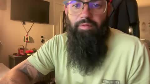 uncutbeard129840 online show from 02.12.26