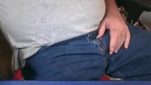 uncutmike7x5 online show from 10.31.25