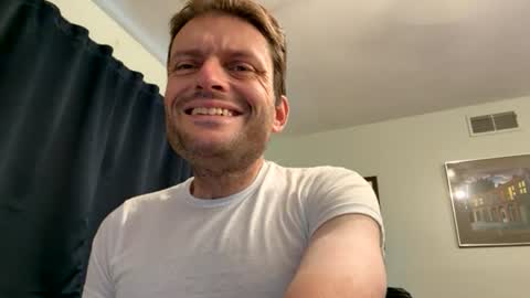 Snapshot of undress_me_ chatting on 06.19.26 undress me online show from 06.19.26