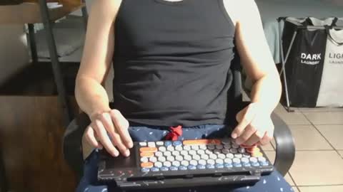 UndressMe online show from 07.16.26