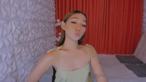 Snapshot of unforgettable_ava chatting on 02.16.26 Rhian online show from 02.16.26