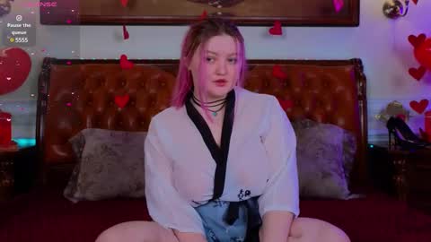 Snapshot of unholy_lady chatting on 02.13.25 Unholy Lady online show from 02.13.25