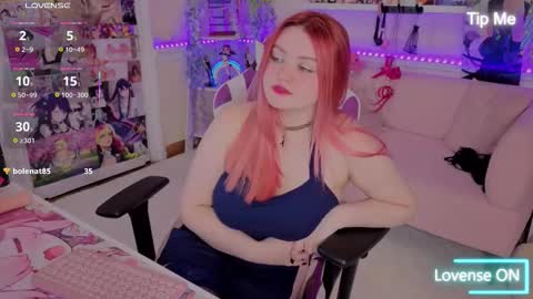 Snapshot of unholy_lady chatting on 10.15.25 Unholy Lady online show from 10.15.25