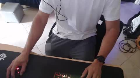 Snapshot of unicornflowers chatting on 12.26.24 unicornflowers online show from 12.26.24