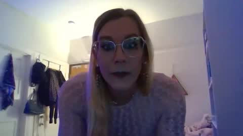 UnicornSlut333 online show from 11.23.25