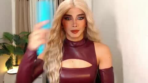 Miss Andrea online show from 01.14.26