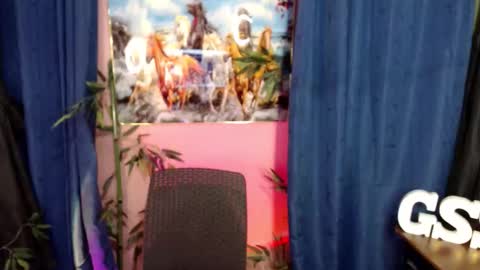 unknown_trans18 online show from 10.20.25