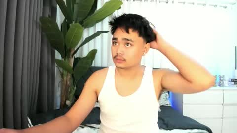 Miss online show from 12.04.25