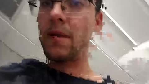 Snapshot of unmeasuredcave25 chatting on 10.18.25 unmeasuredcave25 online show from 10.18.25