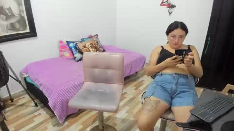 Kary and jhoa online show from 10.24.25