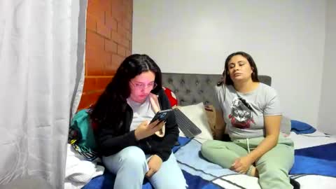 Kary and jhoa online show from 12.19.25