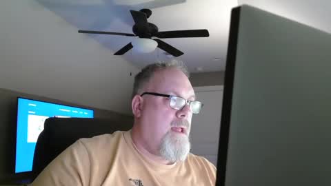 Snapshot of up2later chatting on 01.27.25 up2later online show from 01.27.25