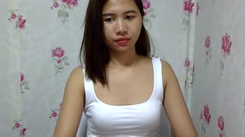 Snapshot of ur_akiradesu chatting on 12.03.24 akira online show from 12.03.24