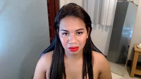 Vee online show from 01.04.25