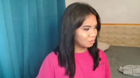 Vee online show from 10.20.25