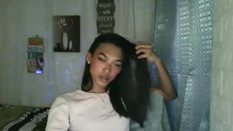 ur_dazzlingmorenaxx online show from 01.07.26