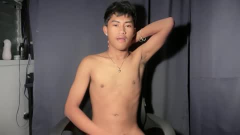 ur_fuckerbttm online show from 10.01.25