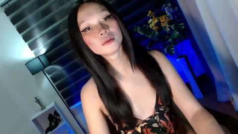 Saina Gonzales online show from 09.20.25