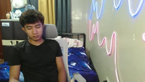 Snapshot of ur_hottestjonny chatting on 06.21.26 jonny online show from 06.21.26