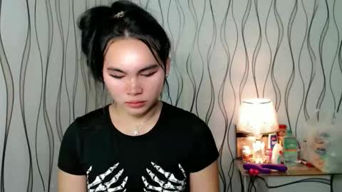 QUEENSY online show from 11.26.25