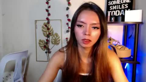 ur_petite_wifexx online show from 04.11.26