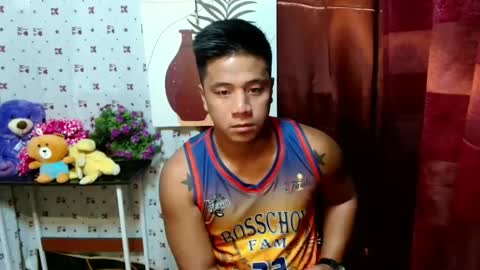 Snapshot of ur_pinoydave chatting on 01.13.25 Dave online show from 01.13.25