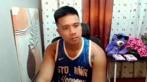 Snapshot of ur_pinoydave chatting on 01.31.25 Dave online show from 01.31.25