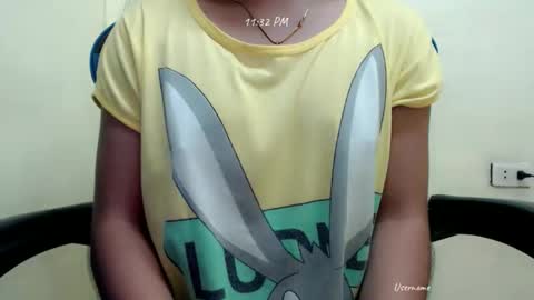 ur_small_girl online show from 10.06.25