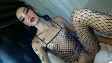 emma online show from 10.31.25