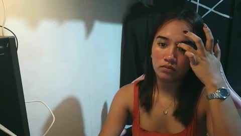 Snapshot of ur_wetwife chatting on 11.07.25 ur_wetwife online show from 11.07.25